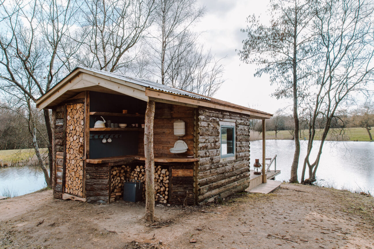 Quirky Sussex Carriage & Hut Holly Farrier Photography